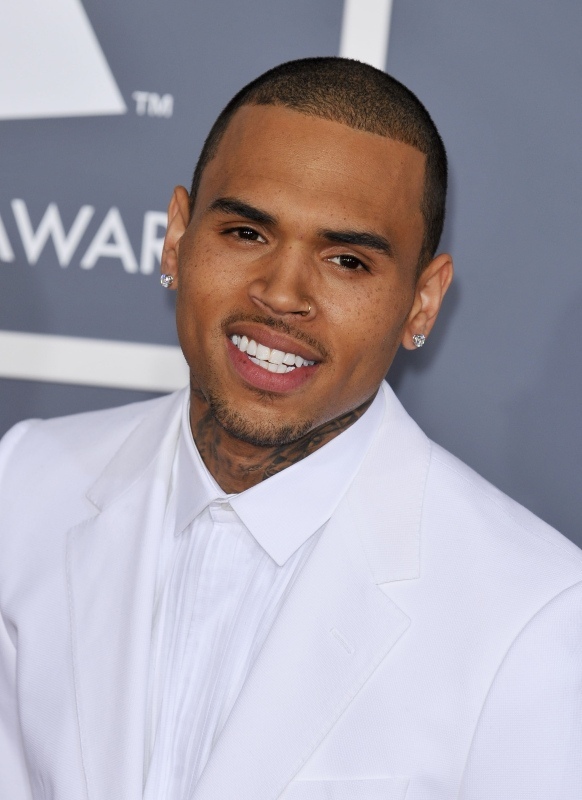 chris brown hairstyle gallery